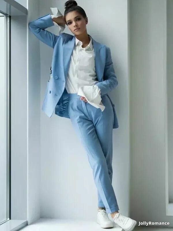 Anna Profile image 3