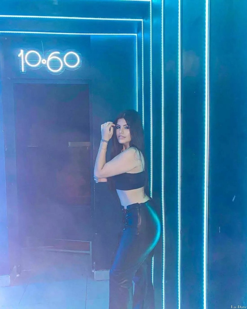 Esperanza Profile image 1