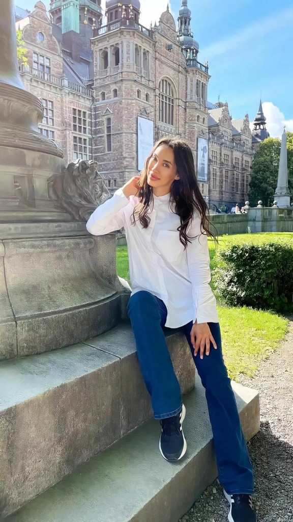 Maryna Profile image 2