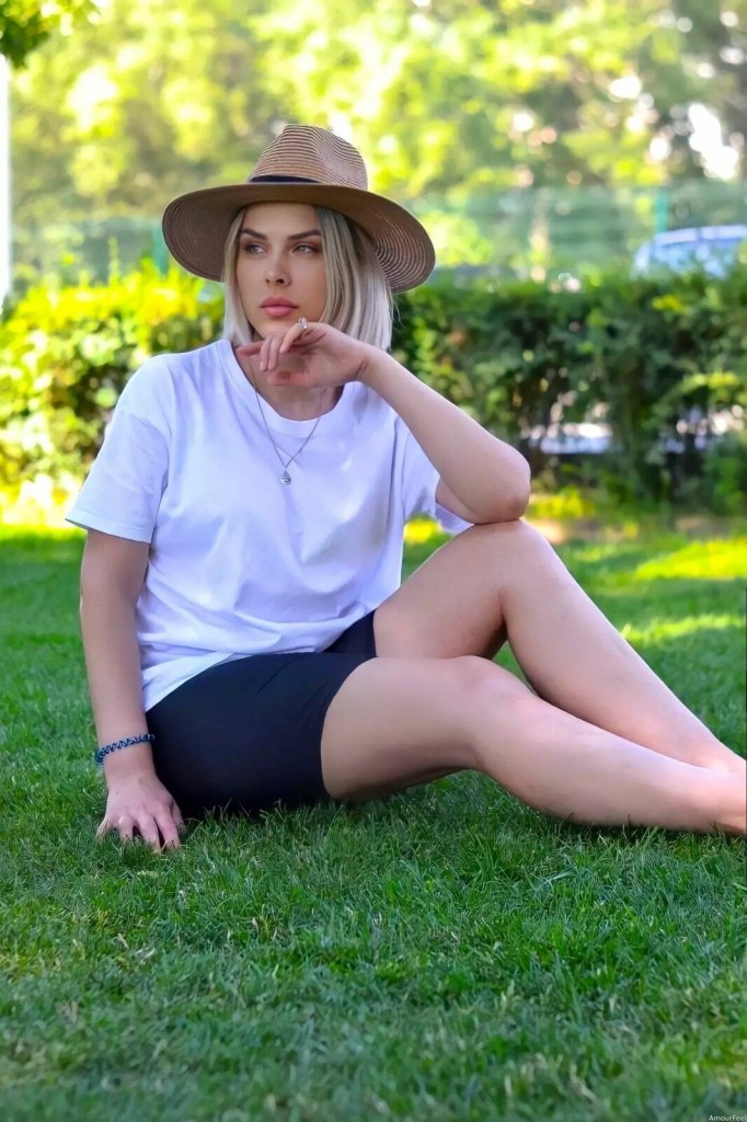 Inna Profile image 1