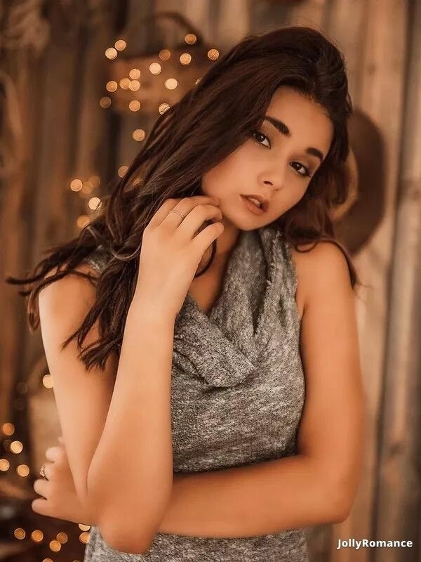 Erika Profile image 2